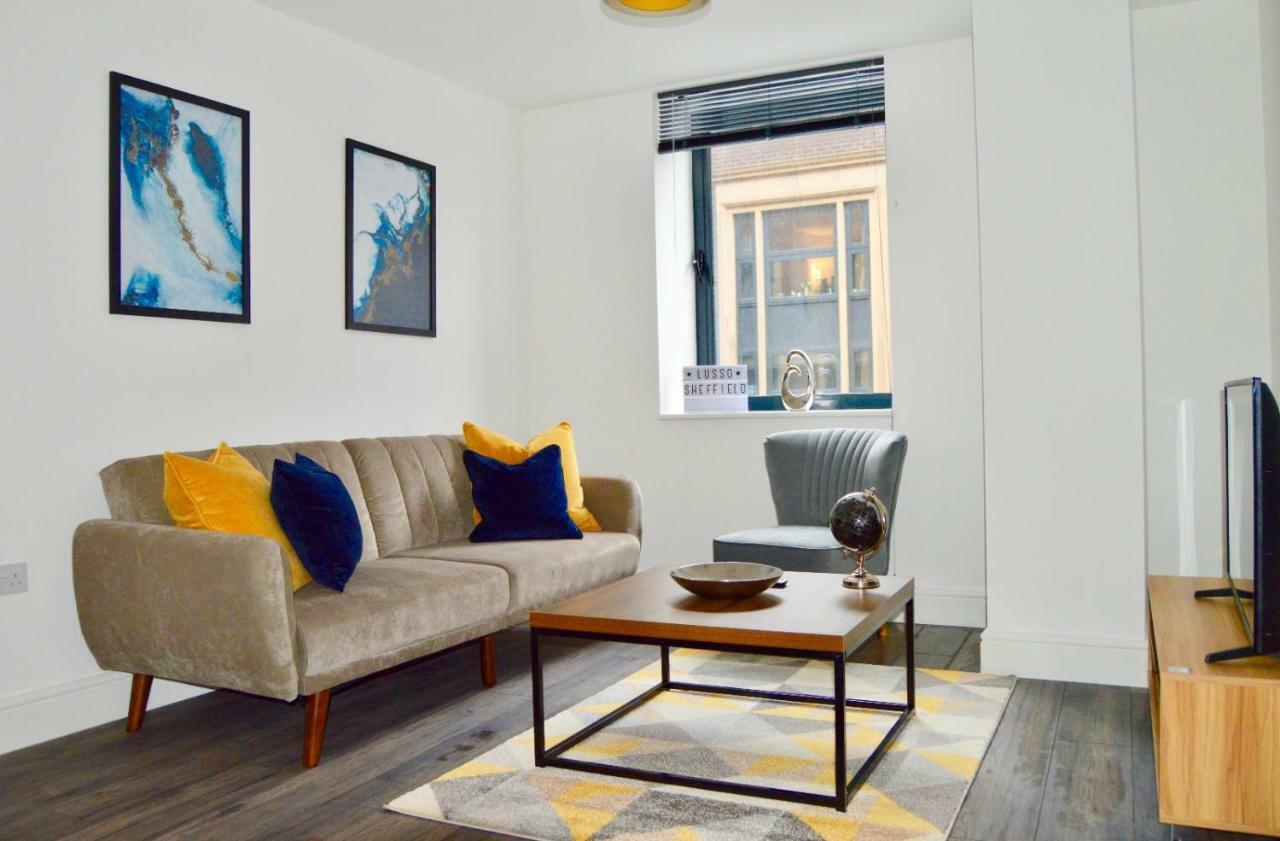 Qh31 - City Centre Location With 2 Double Bedrooms Sleeping Up To 4 People - Spacious Work Or Leisure Apartment Apartment *